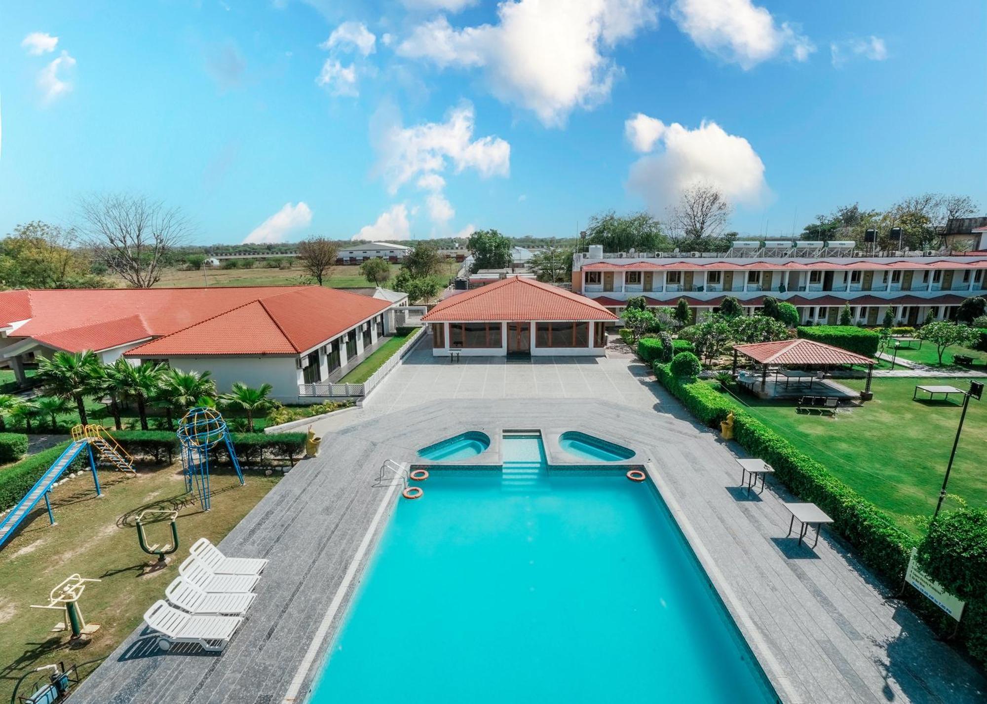 Rupis Resort Near Udaipur Airport Dabok Экстерьер фото